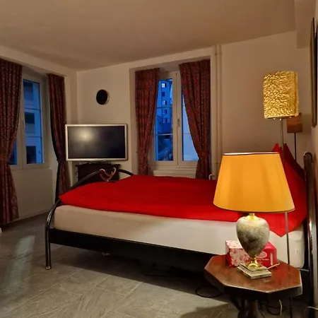 Apartment Bastis Luxury Central *